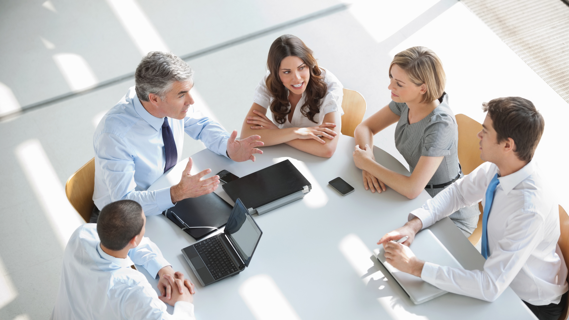How Can Businesses Use IoT to Overcome Economic Downturns?